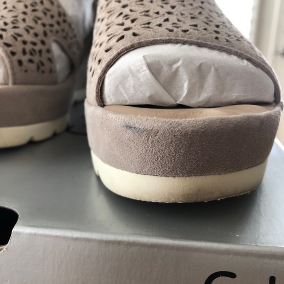 Gabor Perforated Suede Wedge Sandals 8.5 - Picture 5 of 6